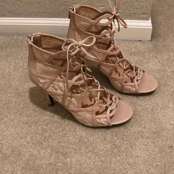 Lace up lace heels - Picture 3 of 4